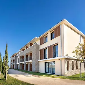 Hotel Ibis Styles Aix-en-provence Tgv, Cabriès